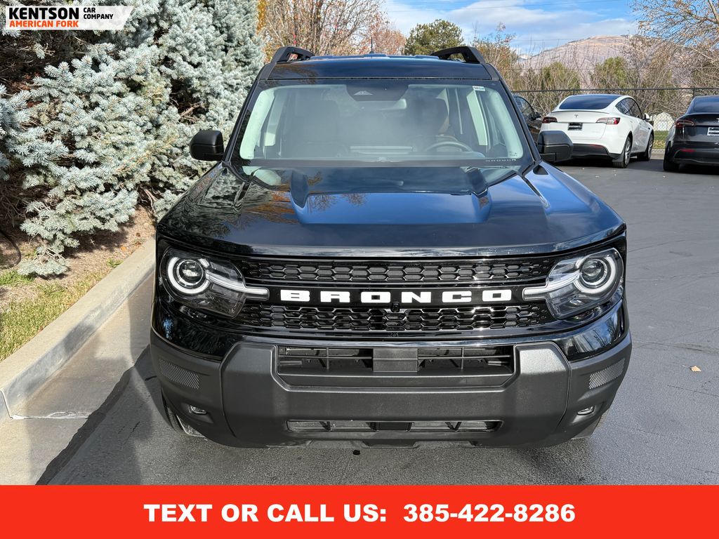 2025 Ford Bronco Sport Outer Banks photo 2