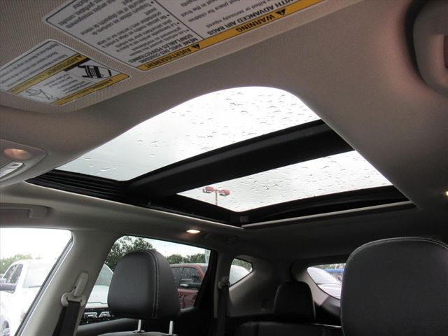 2021 Nissan Murano SV photo 24