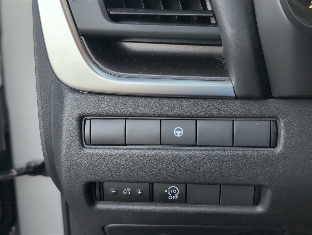 2023 Nissan Rogue SV photo 22