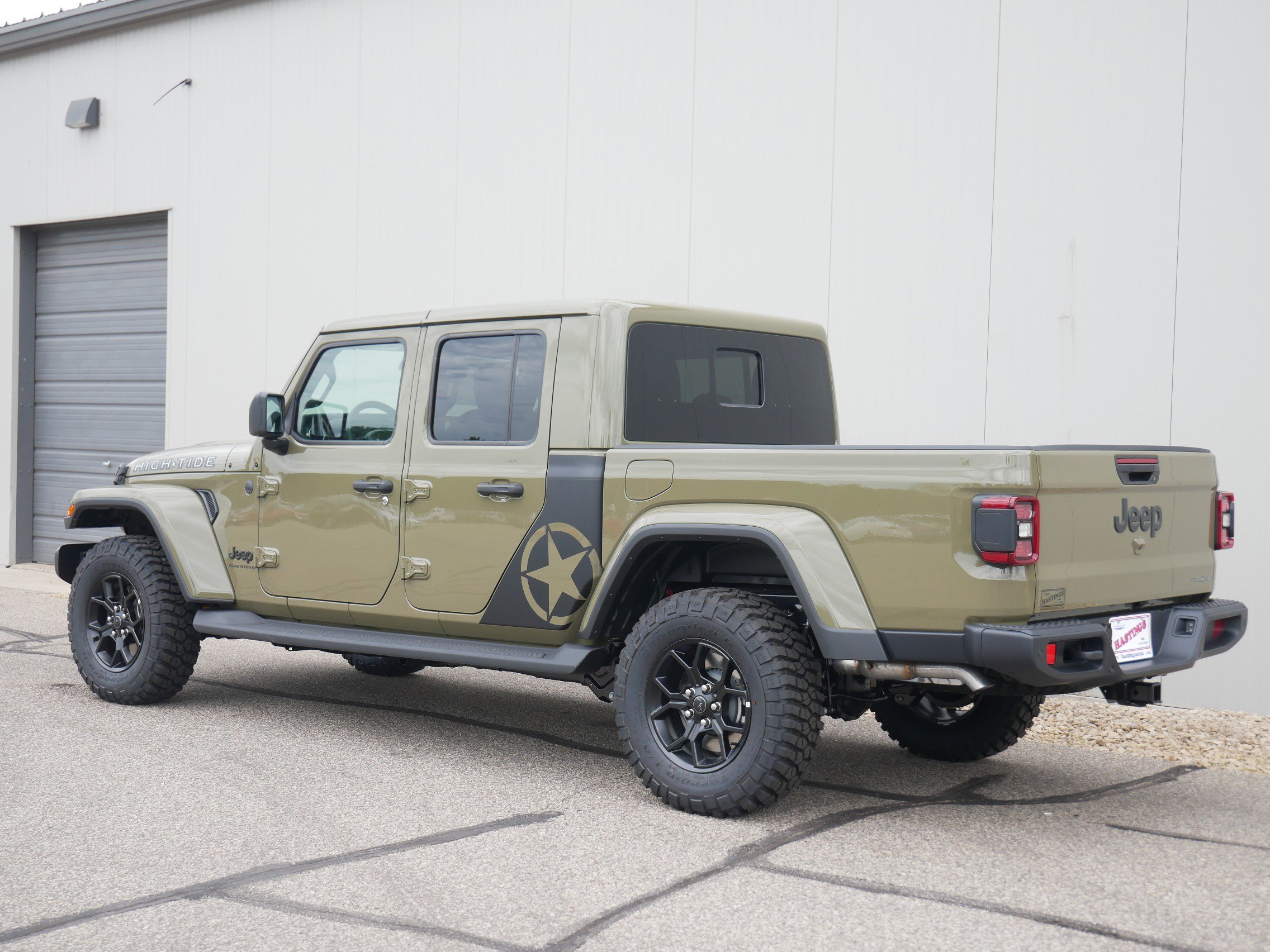 2025 Jeep Gladiator Sport photo 3