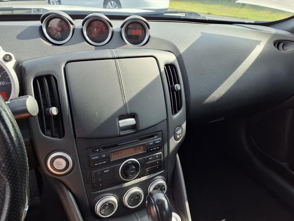 2014 Nissan 370Z Base photo 4