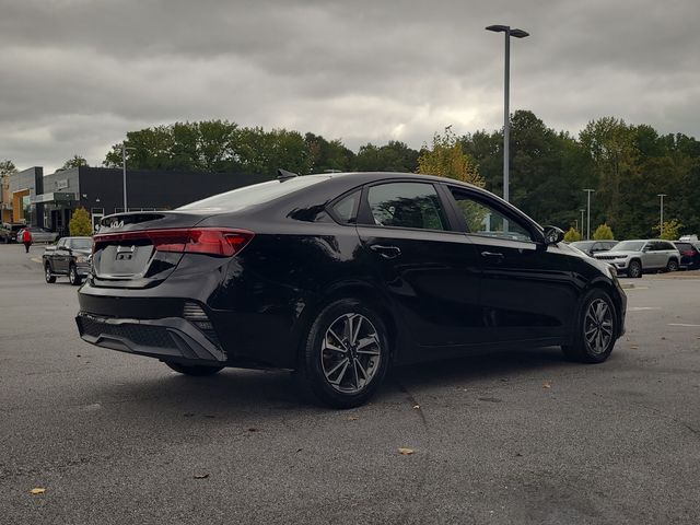 2023 Kia Forte LXS photo 3