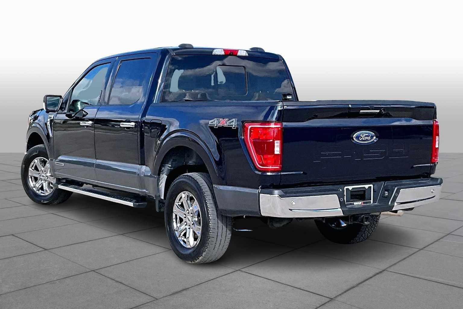 2022 Ford F-150 XLT photo 12