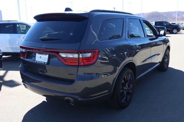 2025 Dodge Durango GT Blacktop photo 3
