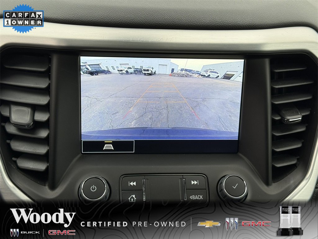 2023 GMC ACADIA - Image 17