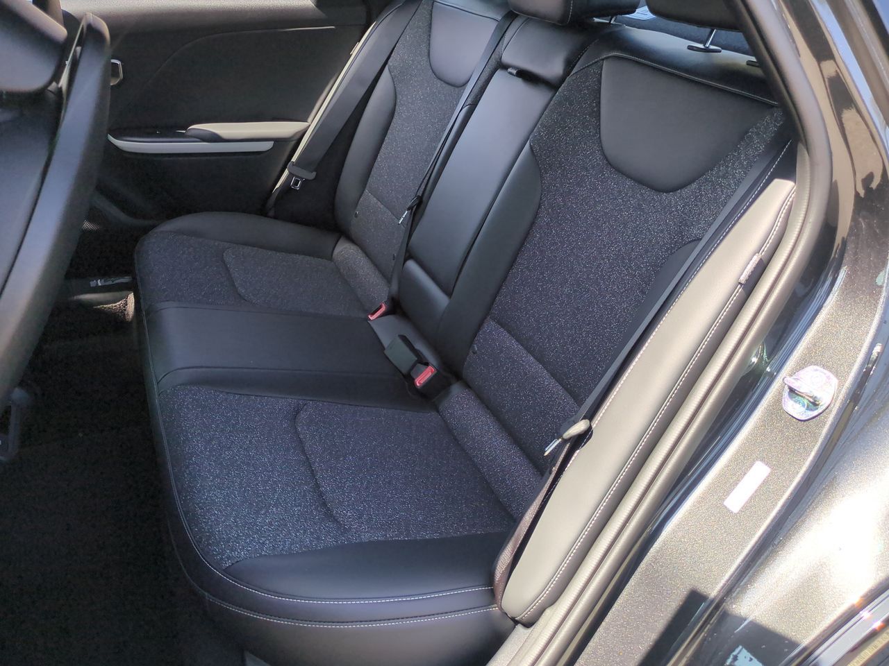 2025 Kia K4 GT-Line photo 18