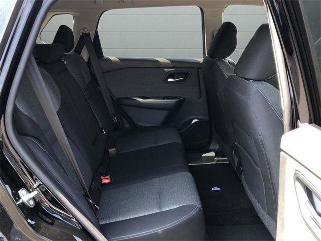 2023 Nissan Rogue SV photo 23