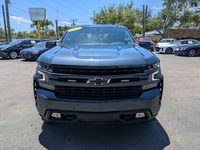 2021 Chevrolet Silverado 1500 RST photo 2