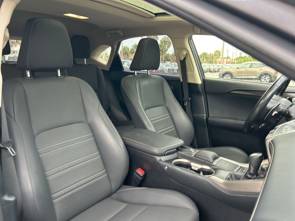 2021 Lexus NX 300 photo 37