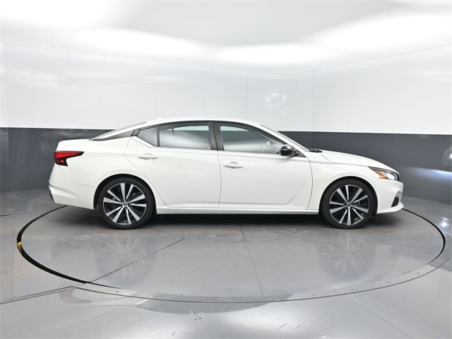 2022 Nissan Altima 2.5 SR photo 27