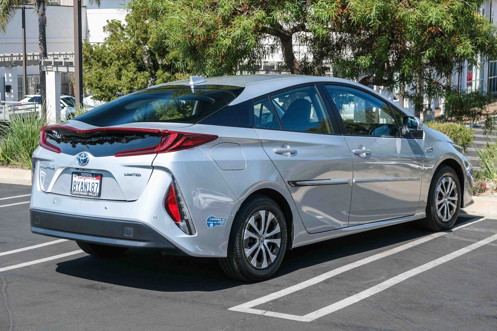 2022 Toyota Prius Prime Limited photo 10