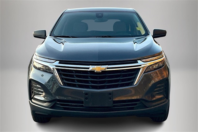 2022 Chevrolet Equinox LS photo 3