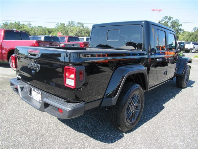 2025 Jeep Gladiator Sport S photo 6
