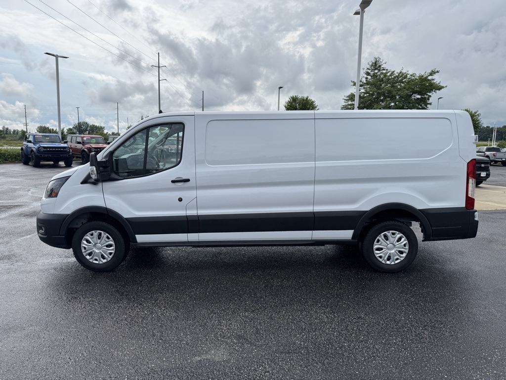 2025 Ford Transit photo 7