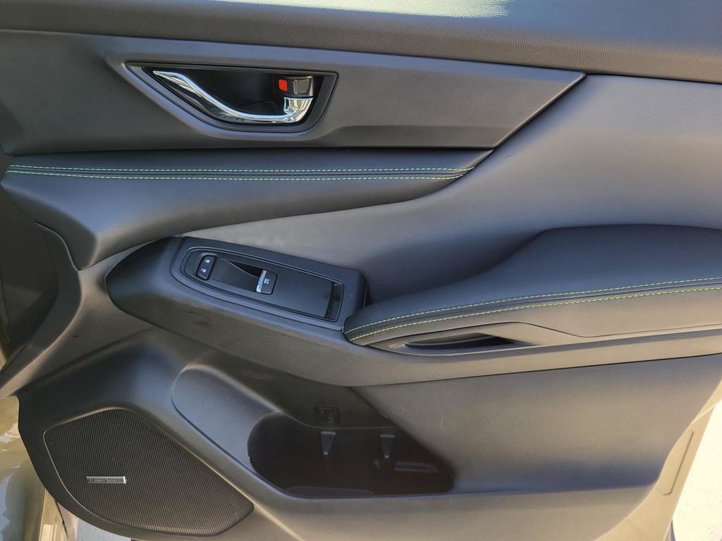 2023 Subaru Ascent Onyx Edition photo 7