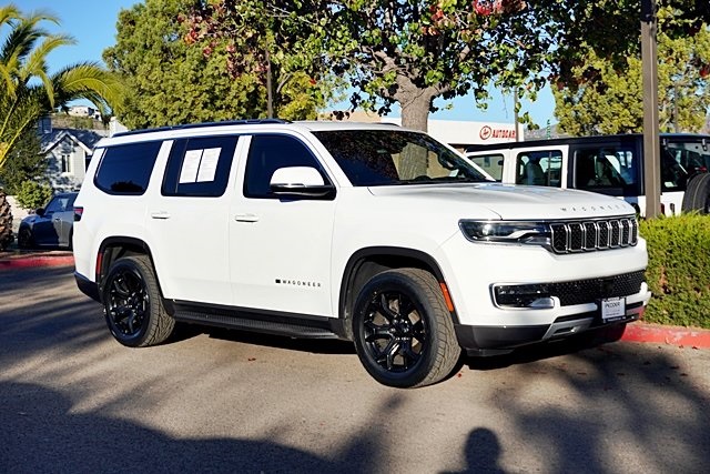 Used 2022 White Jeep Series II image 5