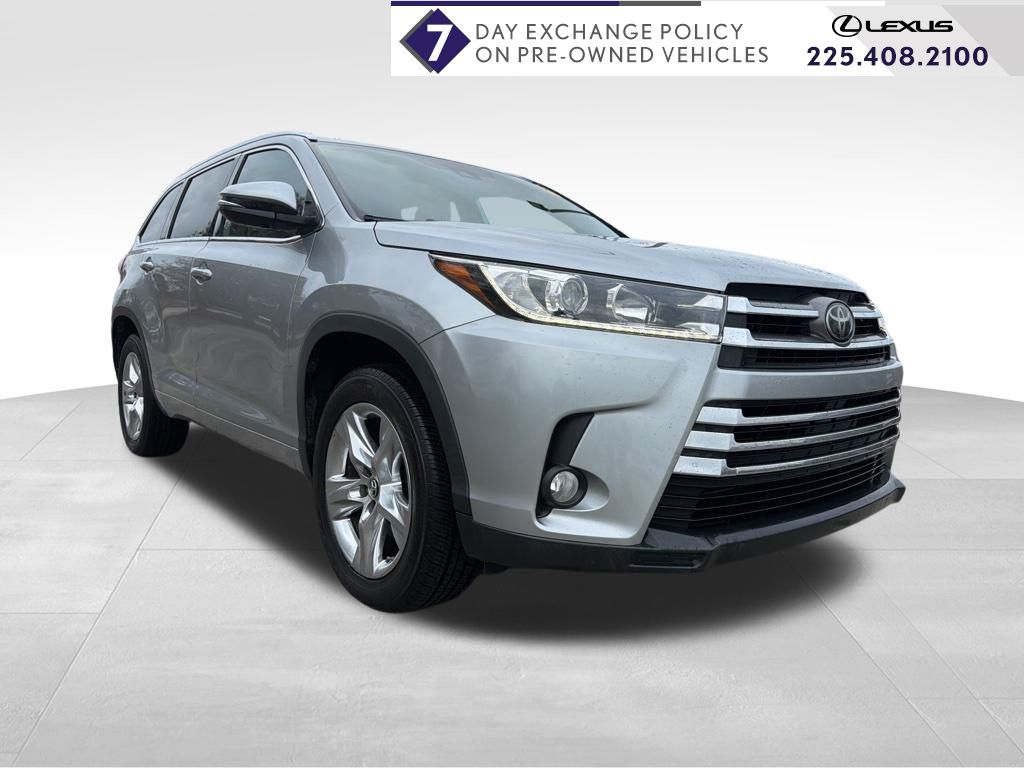 2018 Toyota Highlander Limited's photo