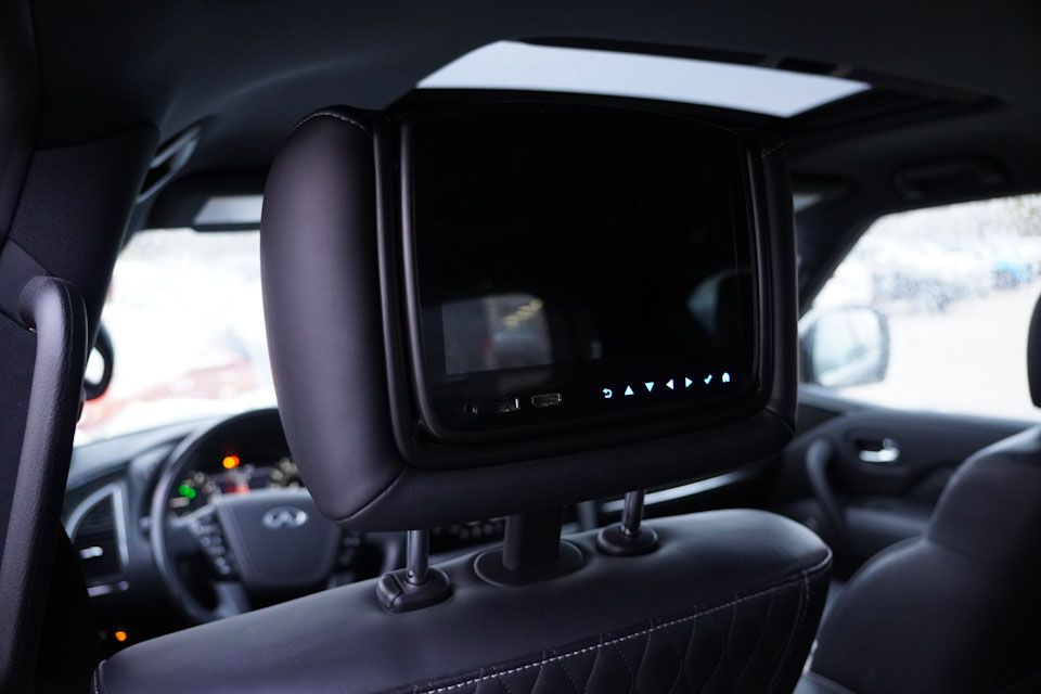 2023 Infiniti QX80 Sensory photo 3