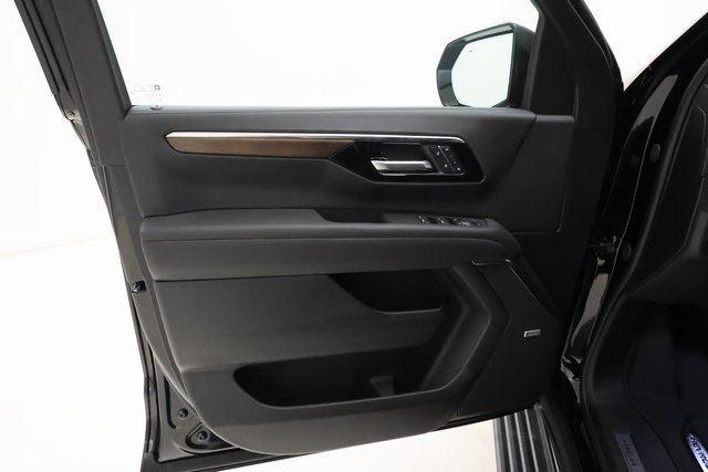 2026 Chevrolet Tahoe High Country photo 7