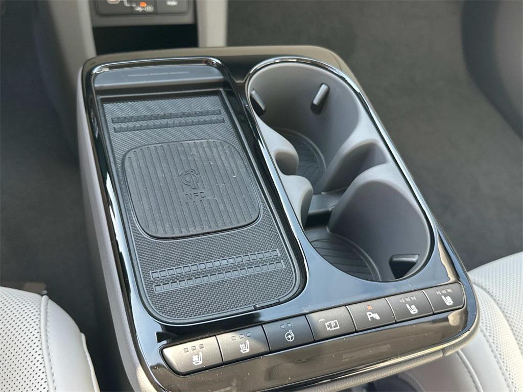 2025 Hyundai Ioniq 5 Limited photo 20