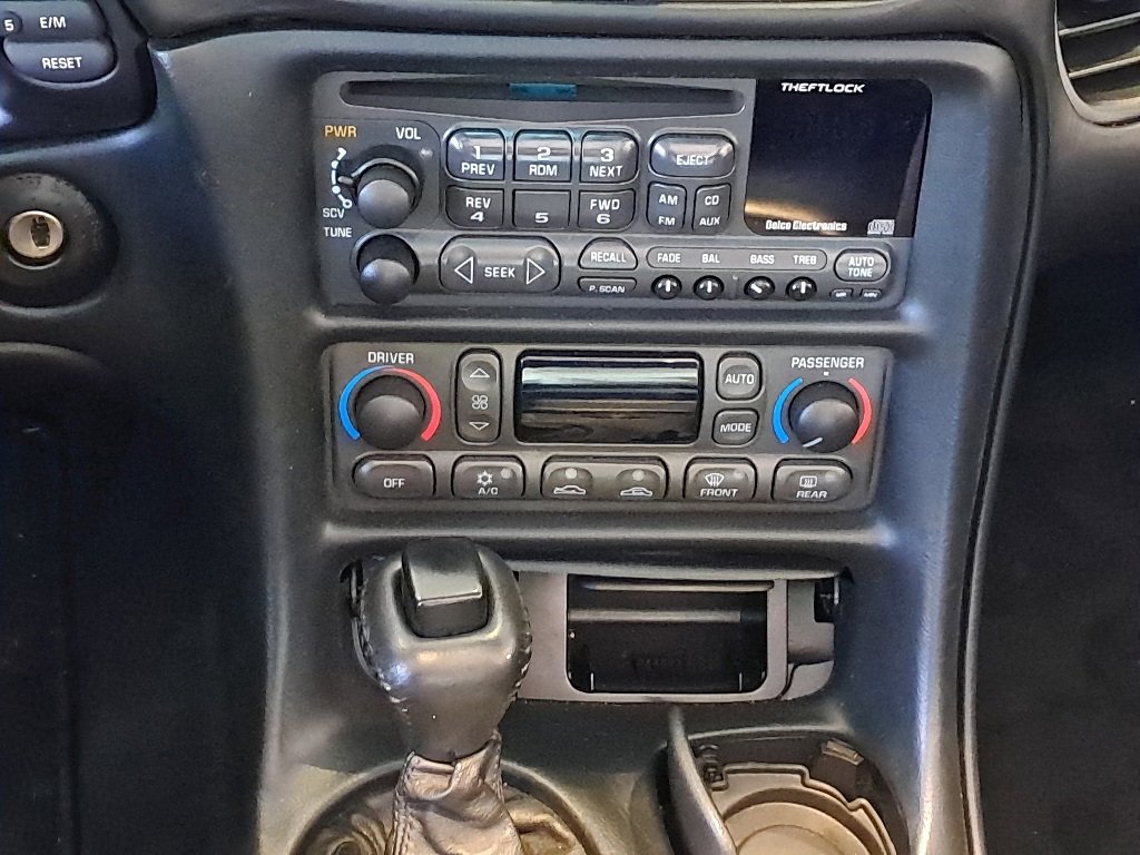 1999 Chevrolet Corvette photo 21