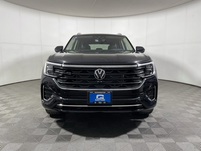 2025 Volkswagen Atlas SEL Premium R-Line photo 3