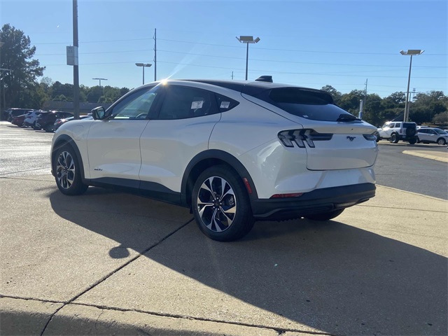 2025 Ford Mustang Mach-E Select photo 4