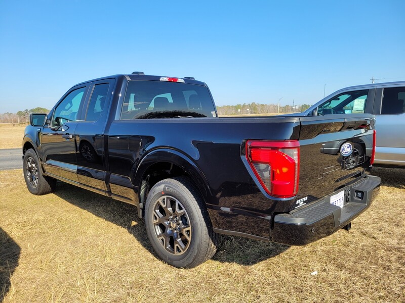 2024 Ford F-150 STX photo 8