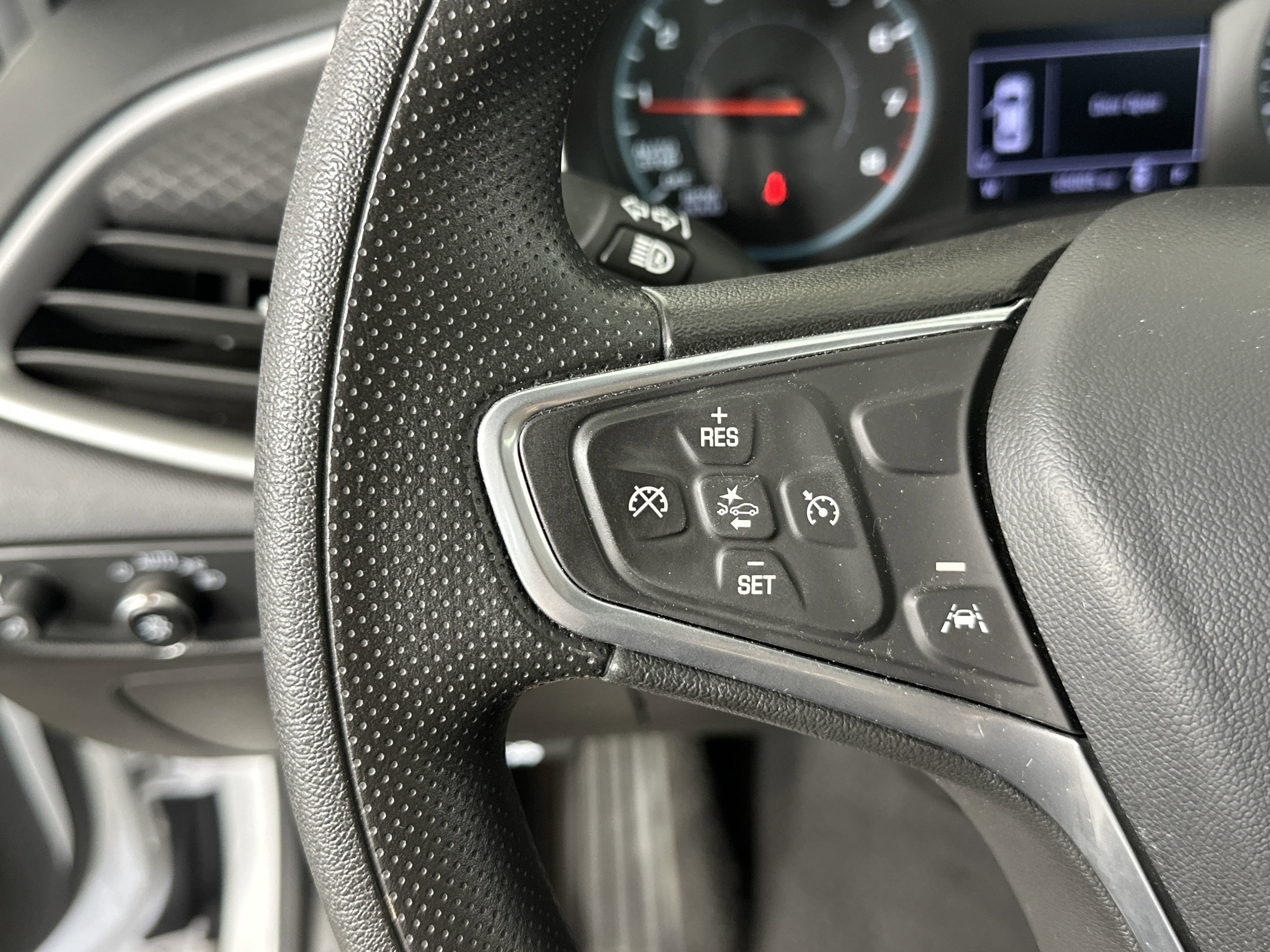 2023 Chevrolet Malibu 1LT photo 9