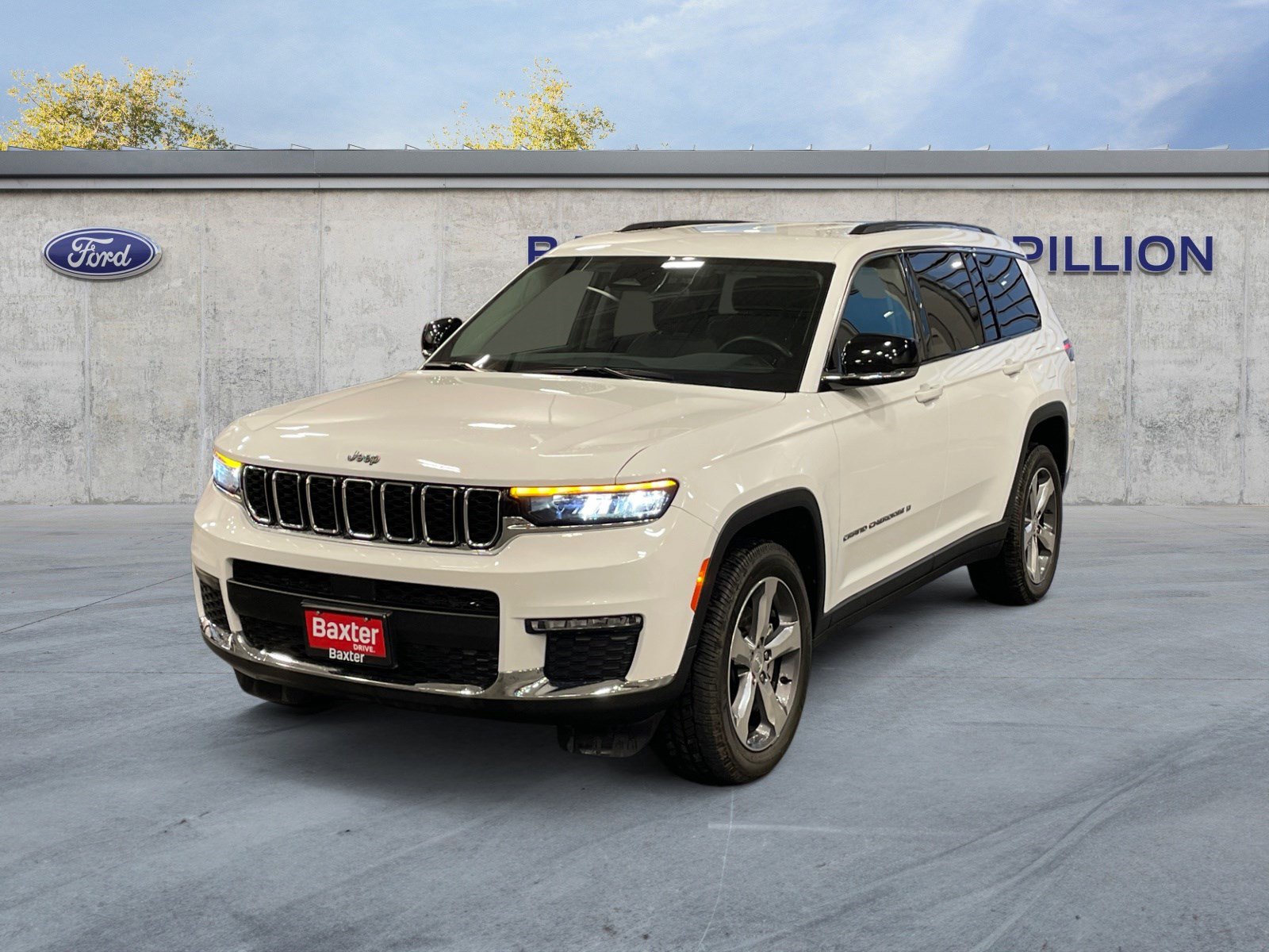 2021 Jeep Grand Cherokee Limited photo 2