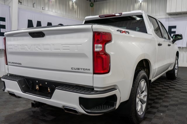 2019 Chevrolet Silverado 1500 Custom photo 5
