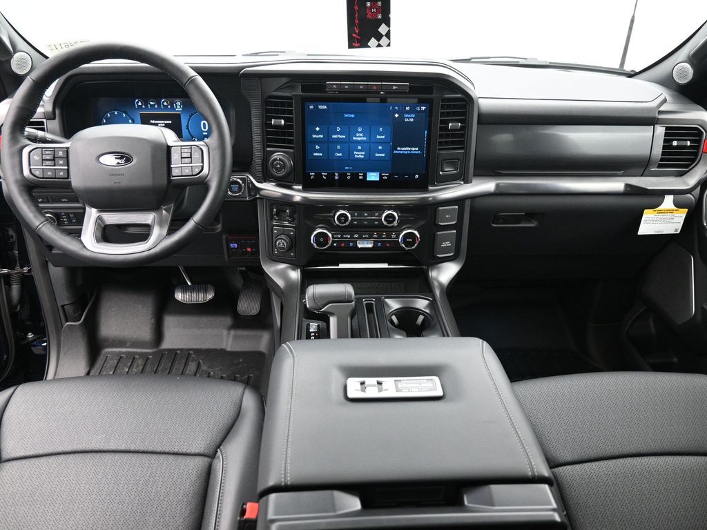 2024 Ford F-150 Lariat photo 17