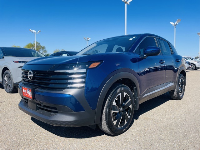 2025 Nissan Kicks SV photo 2