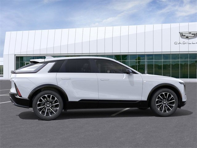 2026 Cadillac Lyriq Sport photo 5