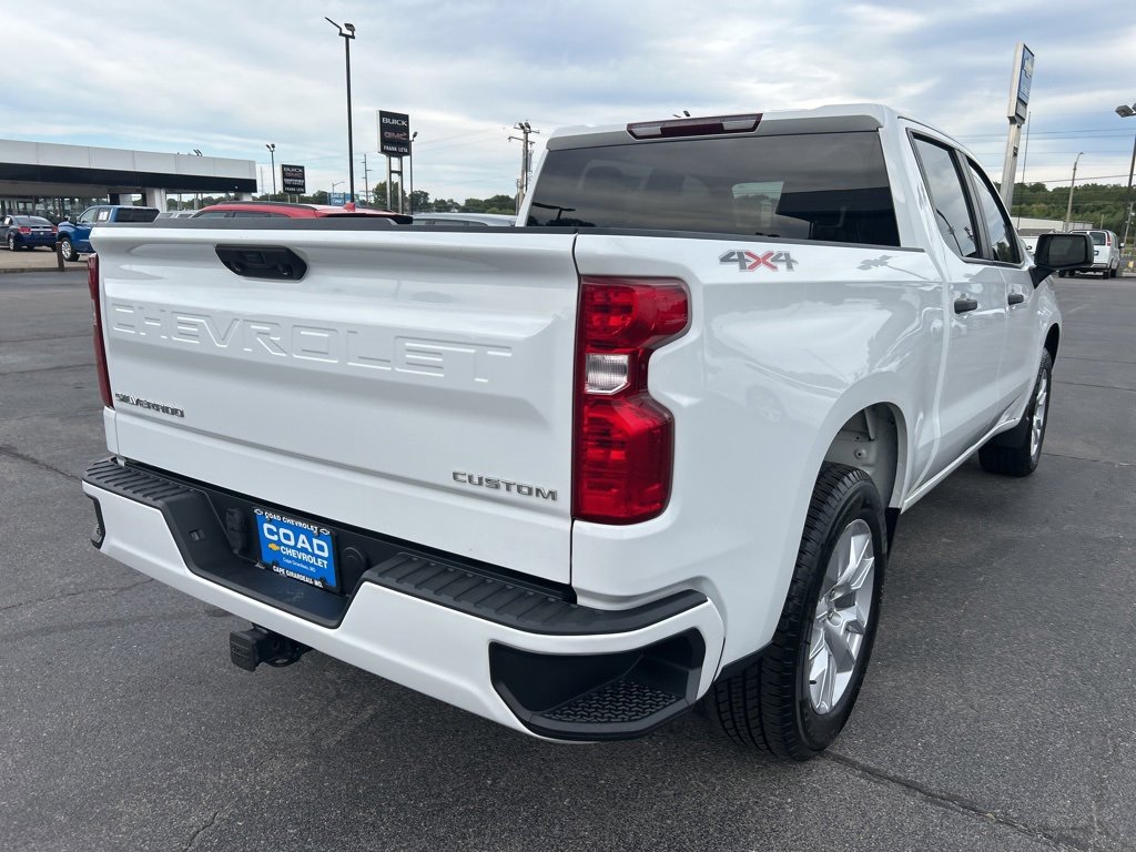 2022 Chevrolet Silverado 1500 Custom photo 3