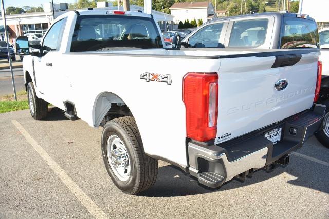2026 Ford F-350 XL photo 4