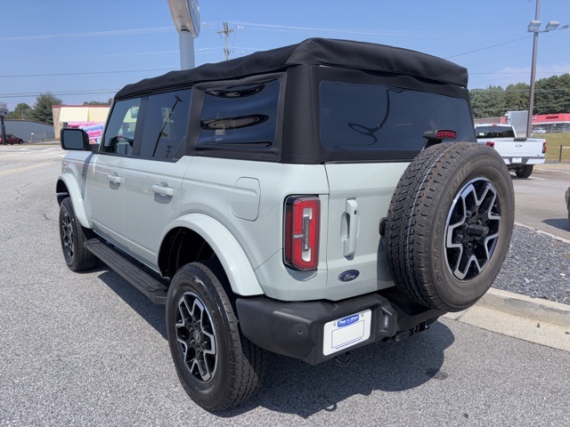 2021 Ford Bronco Outer Banks photo 6