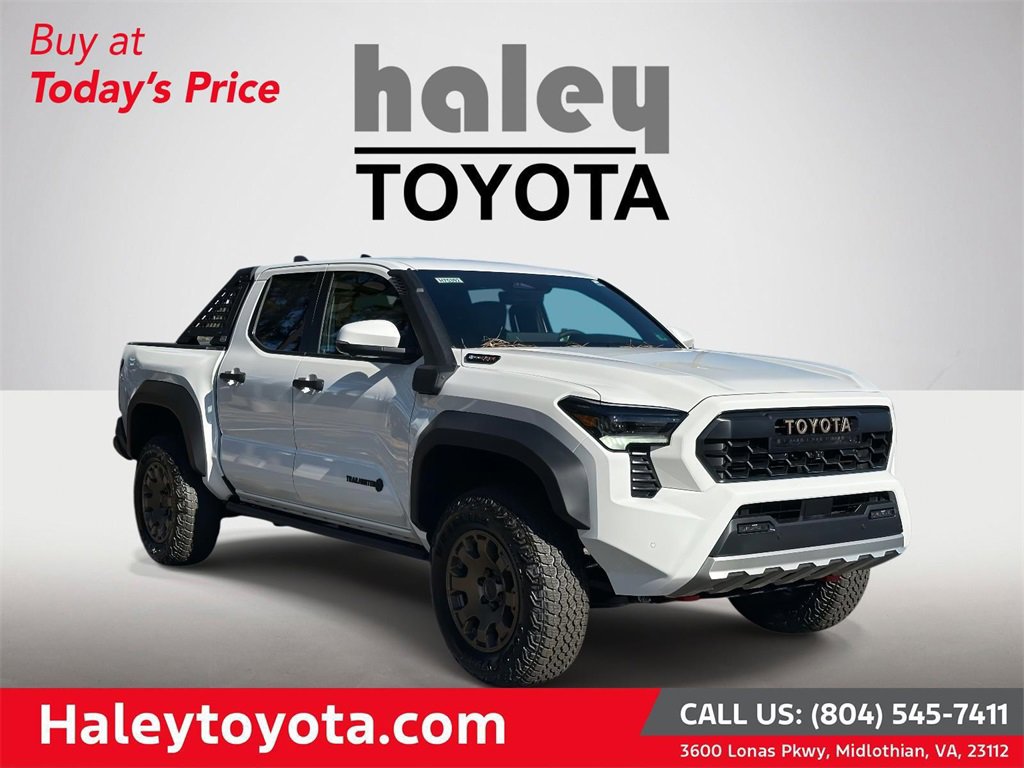 2025 Toyota Tacoma Trailhunter's photo