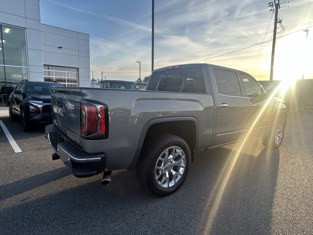 2017 Gmc Sierra 1500 SLT photo 3