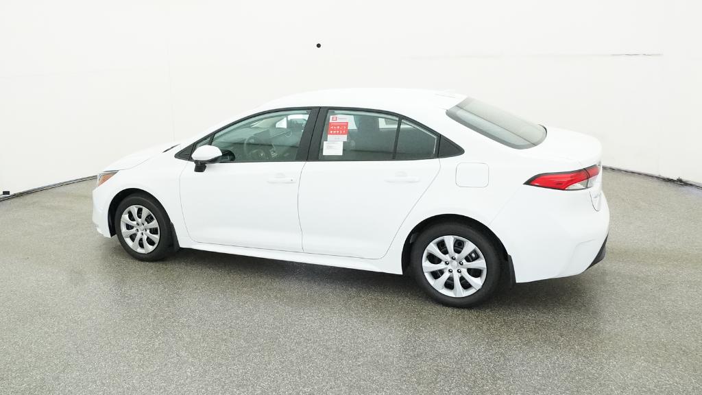 2025 Toyota Corolla LE photo 12