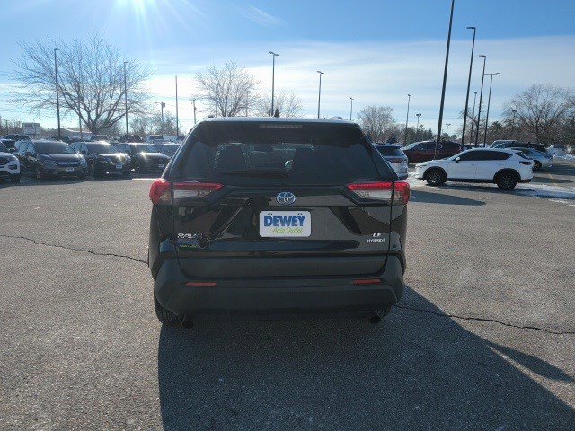 2022 Toyota RAV4 Hybrid LE photo 3