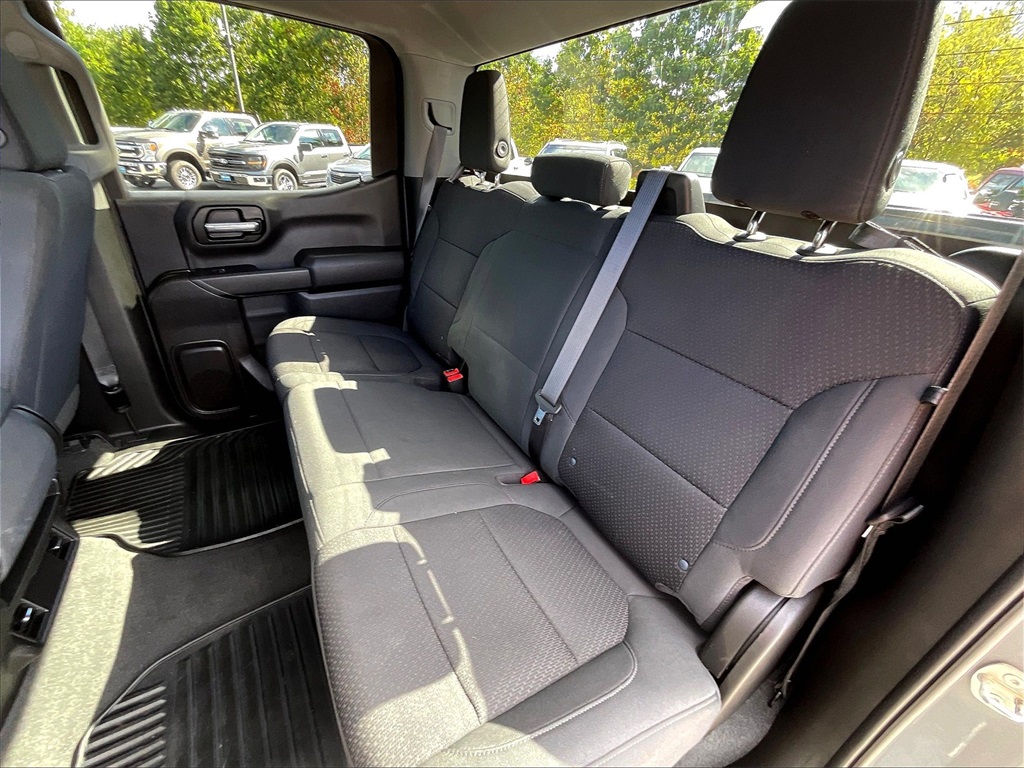 2022 Chevrolet Silverado 1500 Custom photo 14