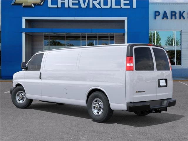 2025 Chevrolet Express Cargo 2500 photo 3