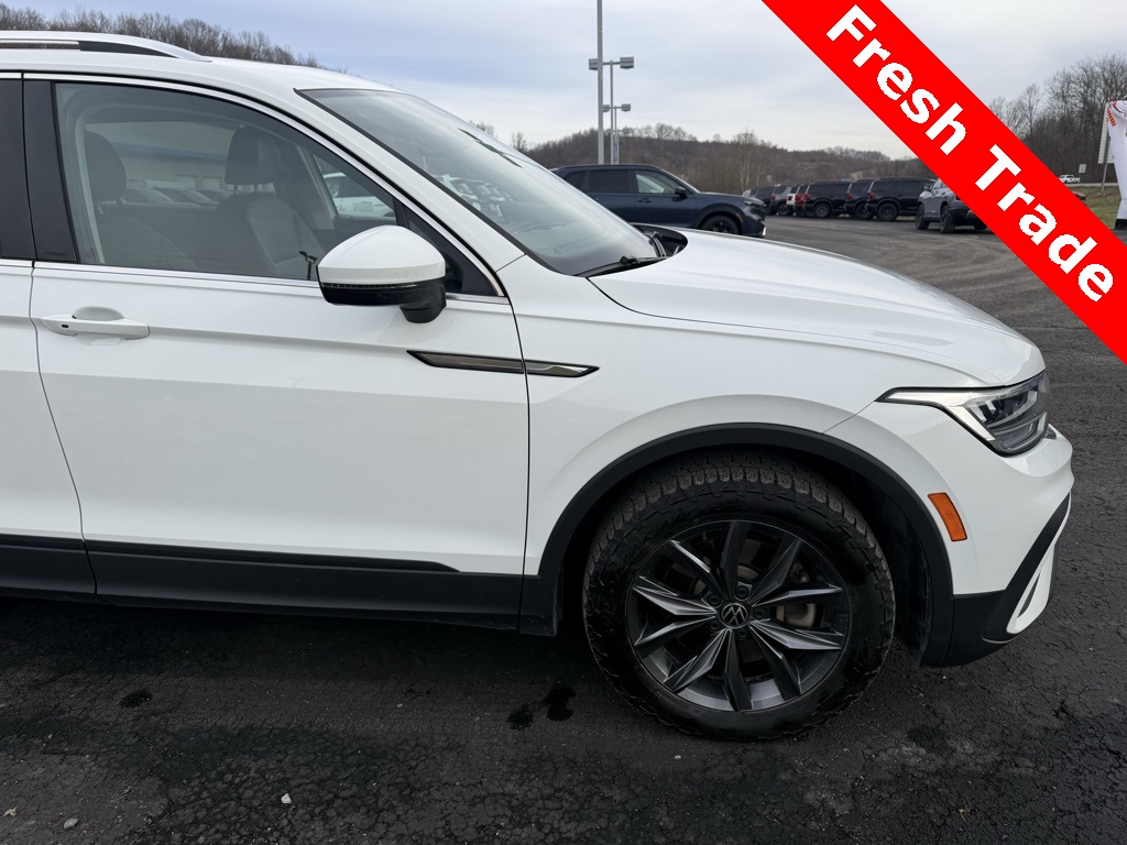 Used 2022 Volkswagen Tiguan SE with VIN 3VV2B7AX2NM133436 for sale in Bridgeport, WV
