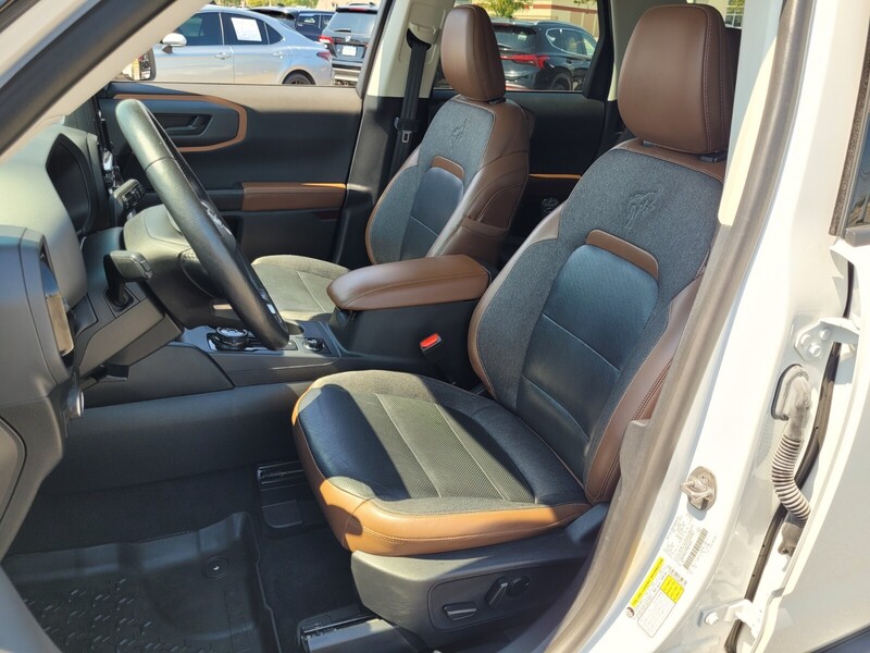 2022 Ford Bronco Sport Outer Banks photo 5