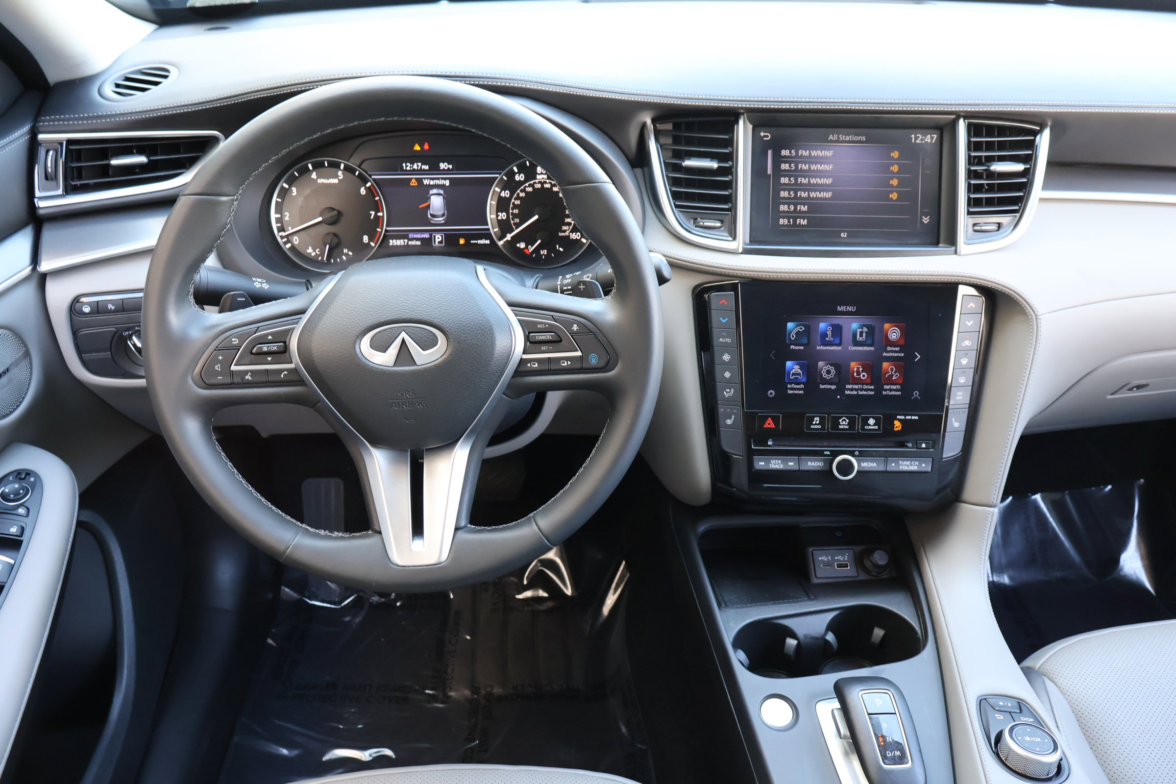 2023 Infiniti QX50 Luxe photo 18
