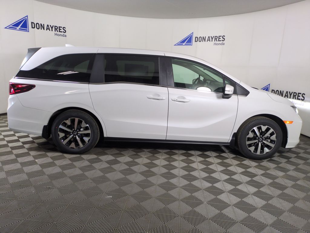 2026 Honda Odyssey EX-L photo 6