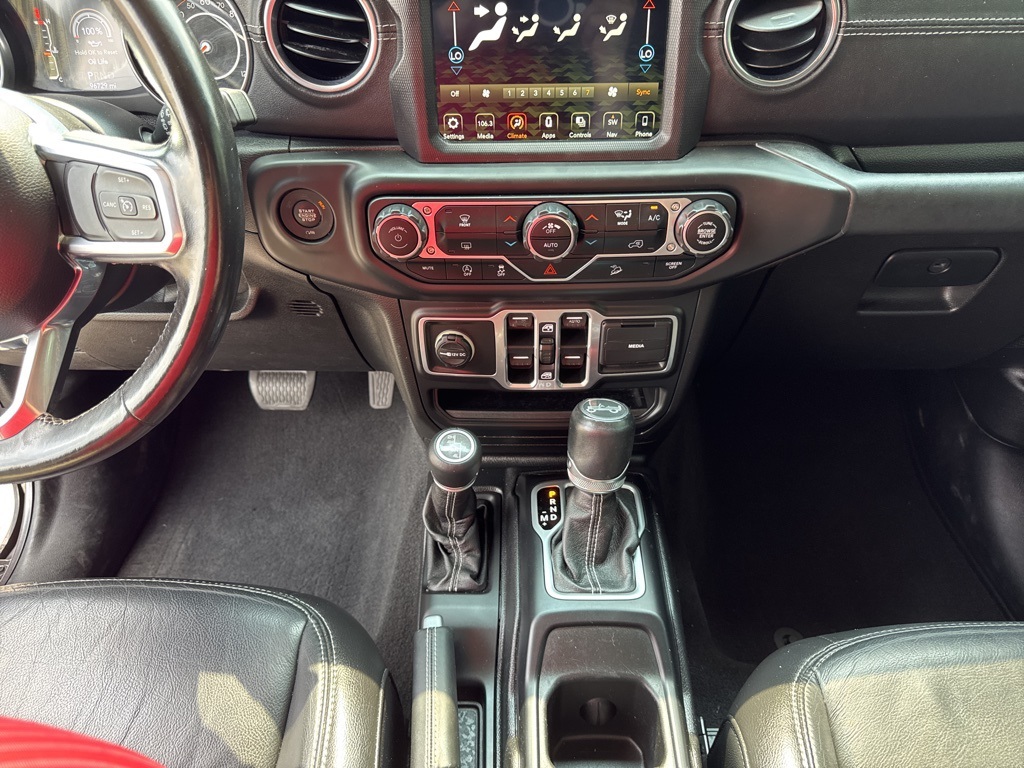 2018 Jeep Wrangler Unlimited Sahara photo 41