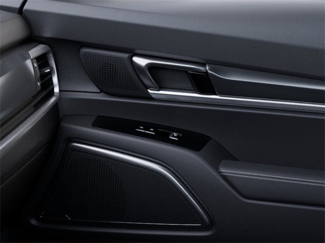2025 Kia Telluride LX photo 21
