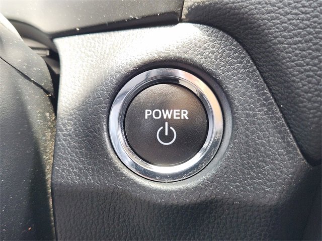 2023 Toyota RAV4 Hybrid XLE photo 16